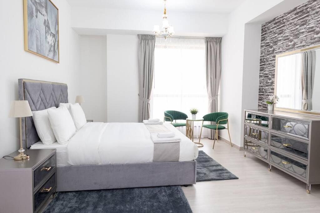 Apartment Shams Front Jbr By Happy Season Dubai
