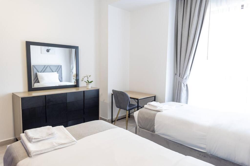 Apartment Shams Front Jbr By Happy Season Dubai