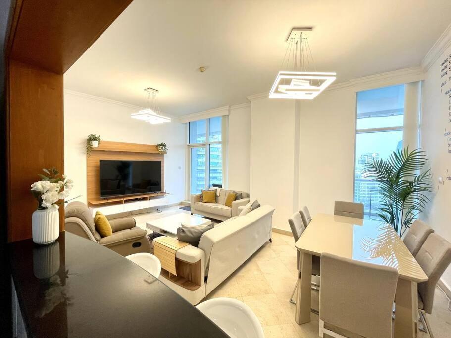 Marina 2br Beach Oasis Dubai