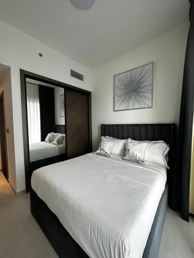 Stylish 1 Bedroom In Binghatti, Business Bay * Dubai
