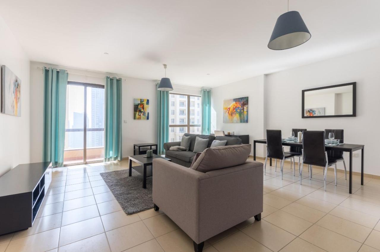 Apartamento Spacious 1br 5 Minutes From Dubai