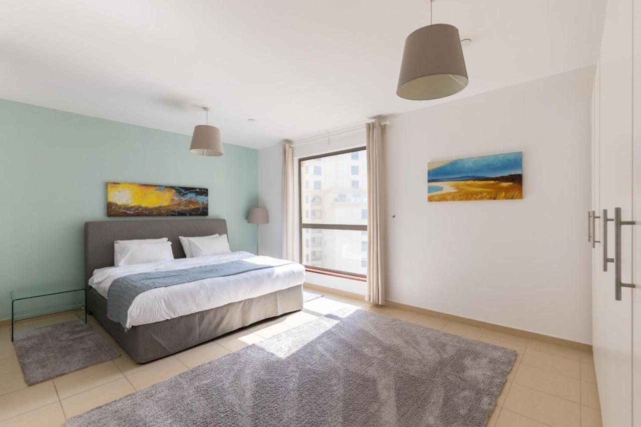 Apartamento Spacious 1br 5 Minutes From Dubai