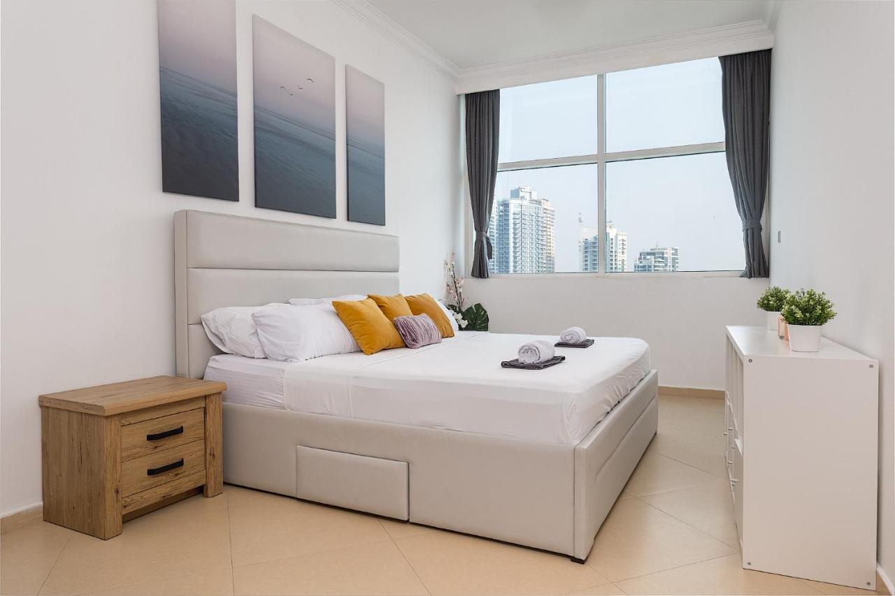 Marina 2br Beach Oasis * Dubai