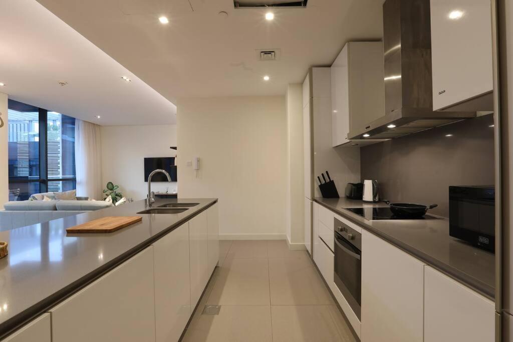 Daire Manzil - Sleek 2br Nr Downtown & Mall *