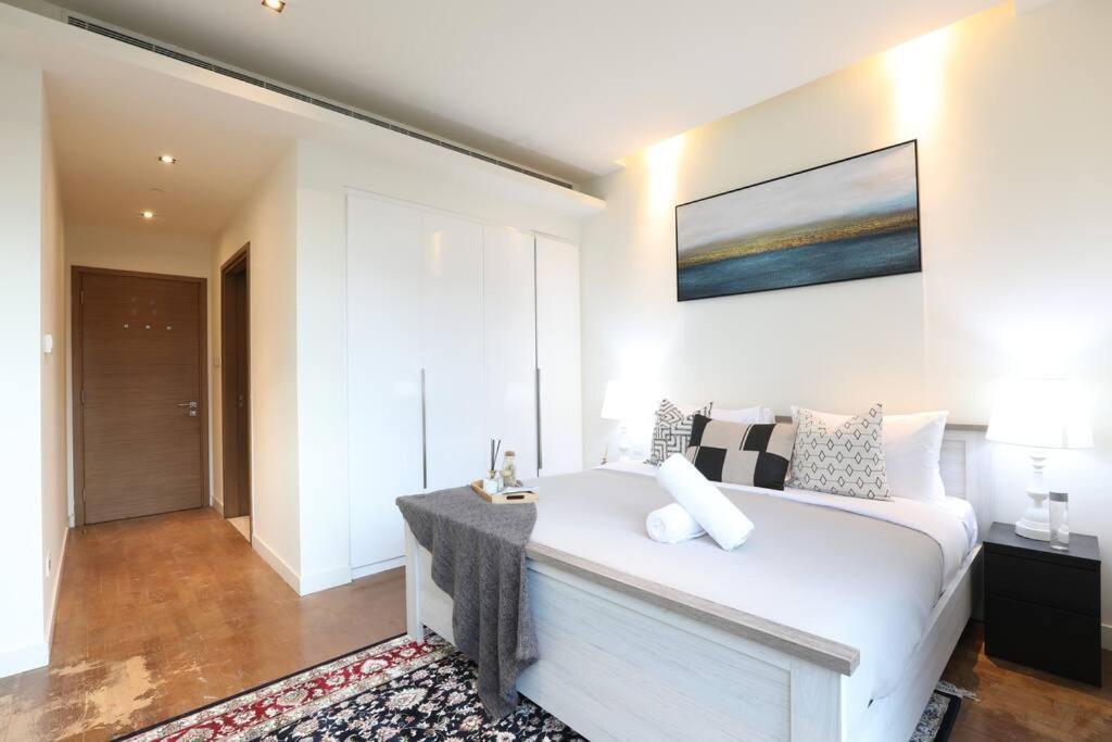 Daire Manzil - Sleek 2br Nr Downtown & Mall Dubai