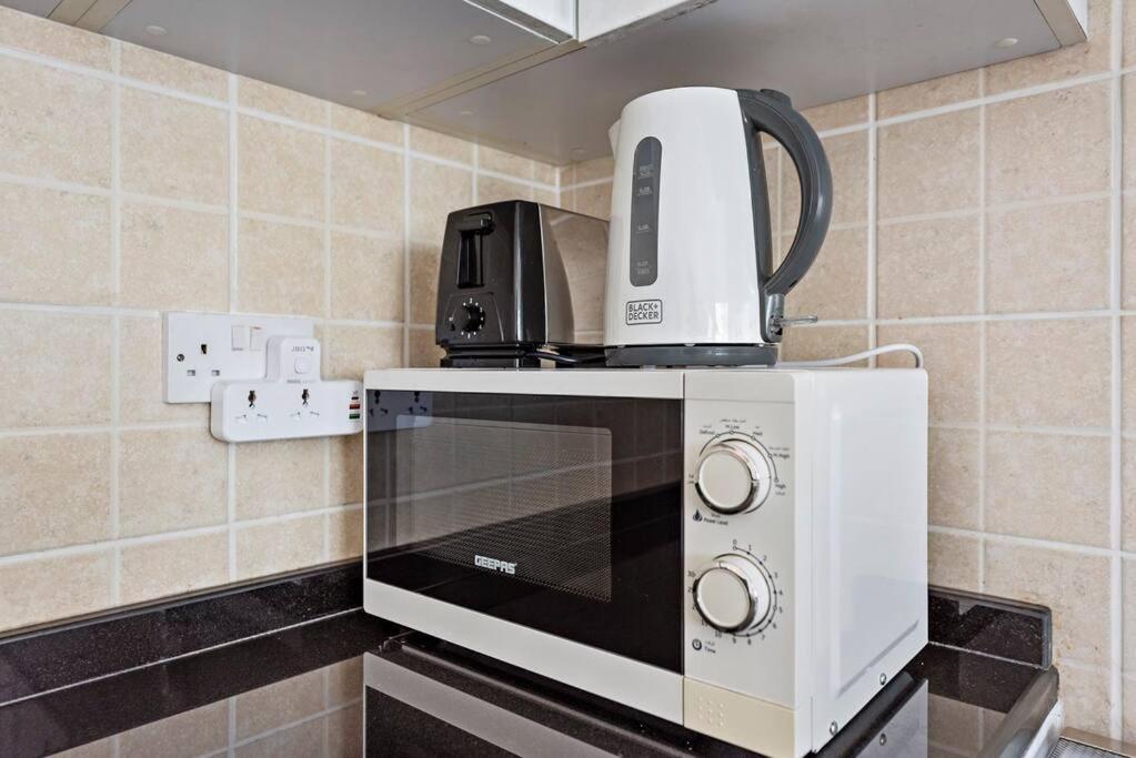 Stonetree - Furnished With Canal View *