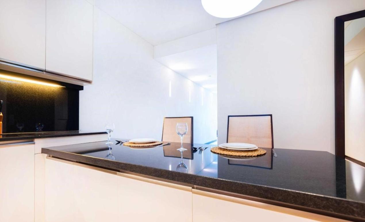 Luxury Address Res Marina 1br A Frank&frank Homestay