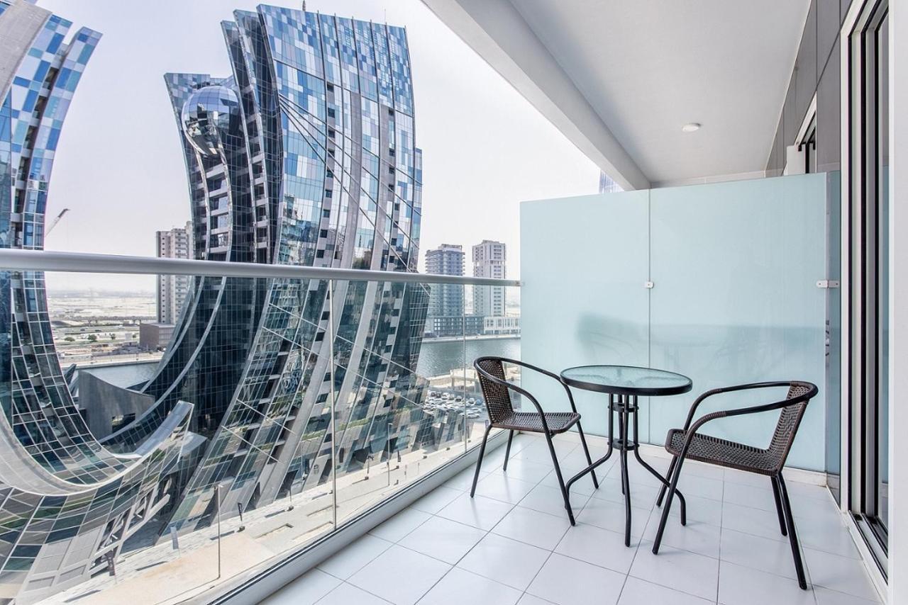 New 1 Bedroom With Canal View - Close To Downtown Apartment Dubai