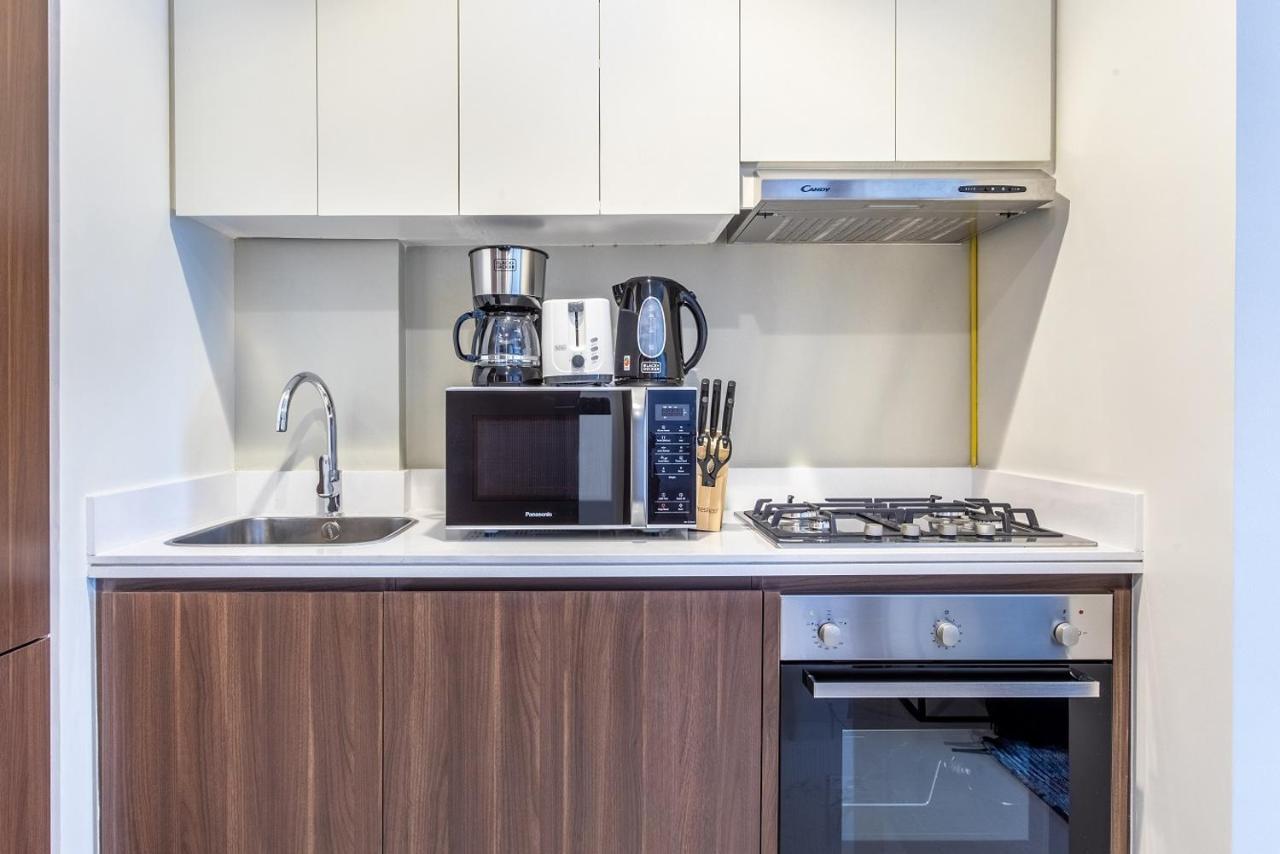 New 1 Bedroom With Canal View - Close To Downtown Apartment