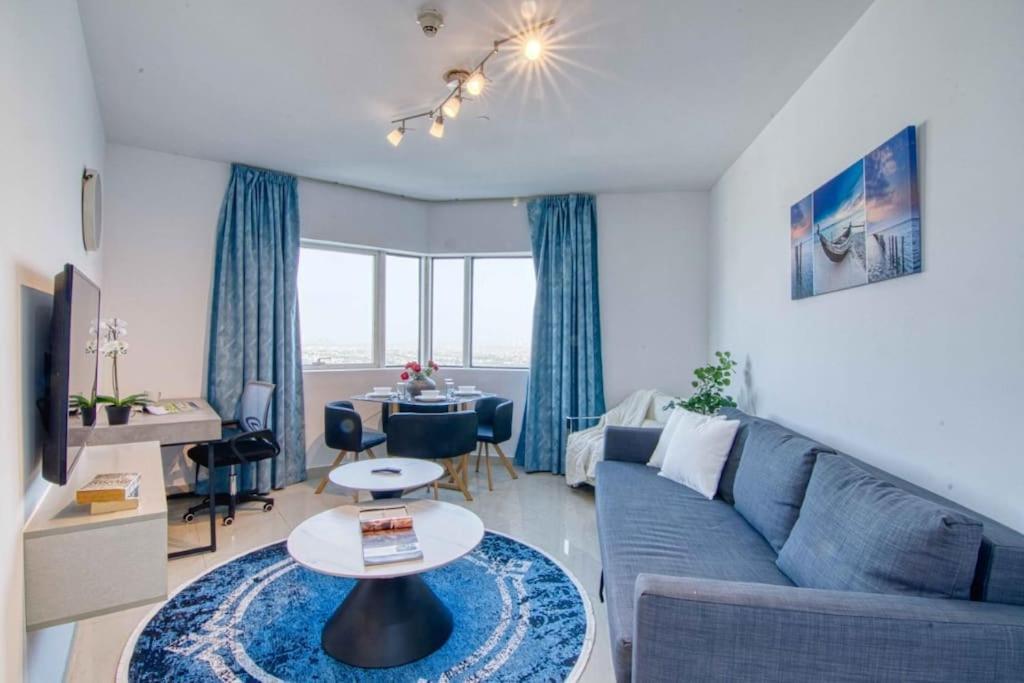 Premium 1bhk Near Metro Station Marina & Jbr *
