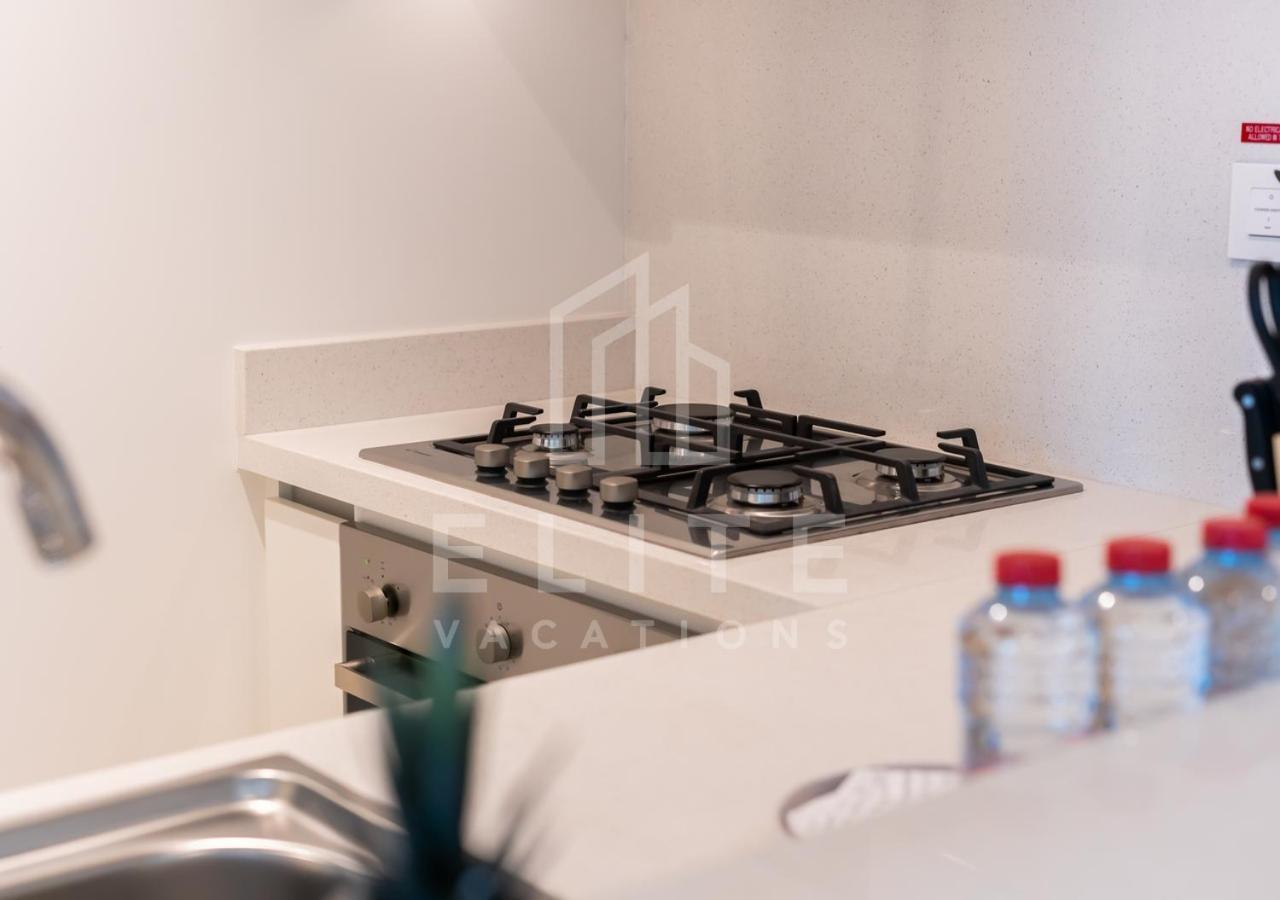 Apartment Mall Connected 2 Bed Full Burj Khalifa Views *