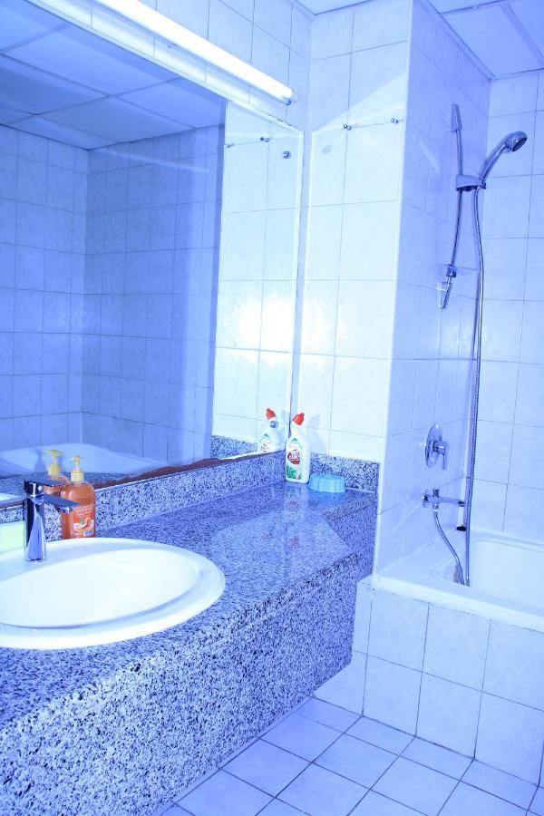 Dreams Hostel *