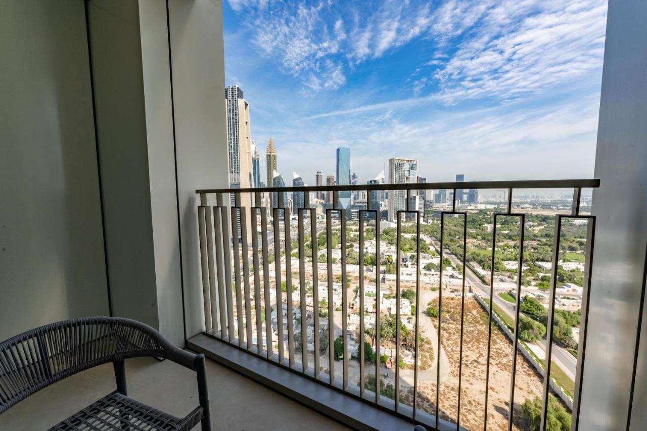 Fam Living - Stylish 1br In Downtown Views 2