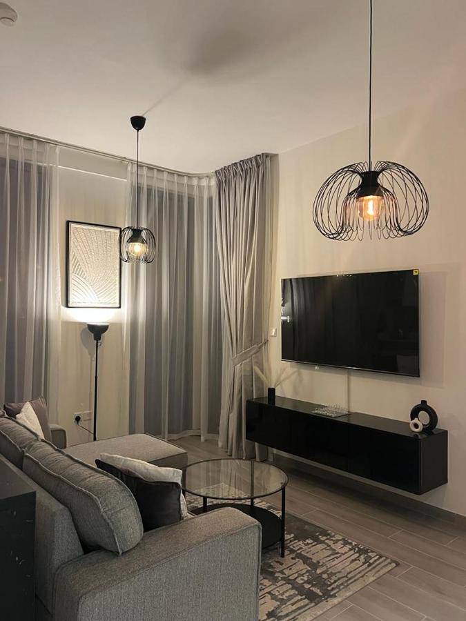 Apartment Dar Alsalam - Premium And Spacious 1br With Balcony In Noor 2 *