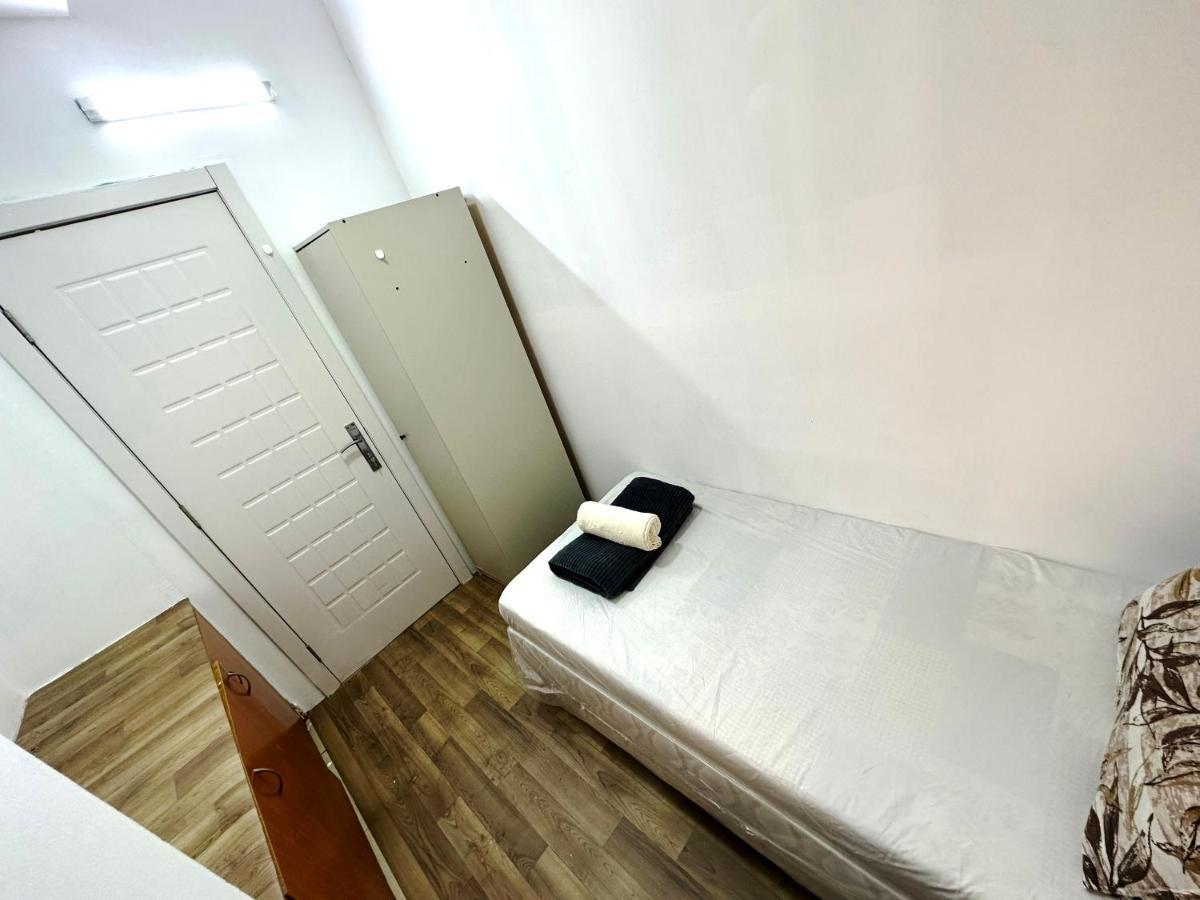 Pansiyon Charming Partition In Barsha Heights Near Icm *