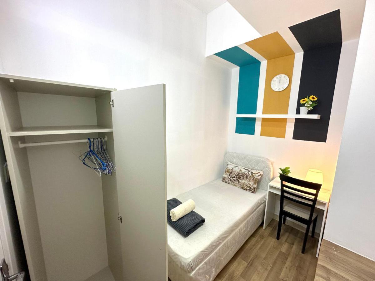 Pansiyon Charming Partition In Barsha Heights Near Icm