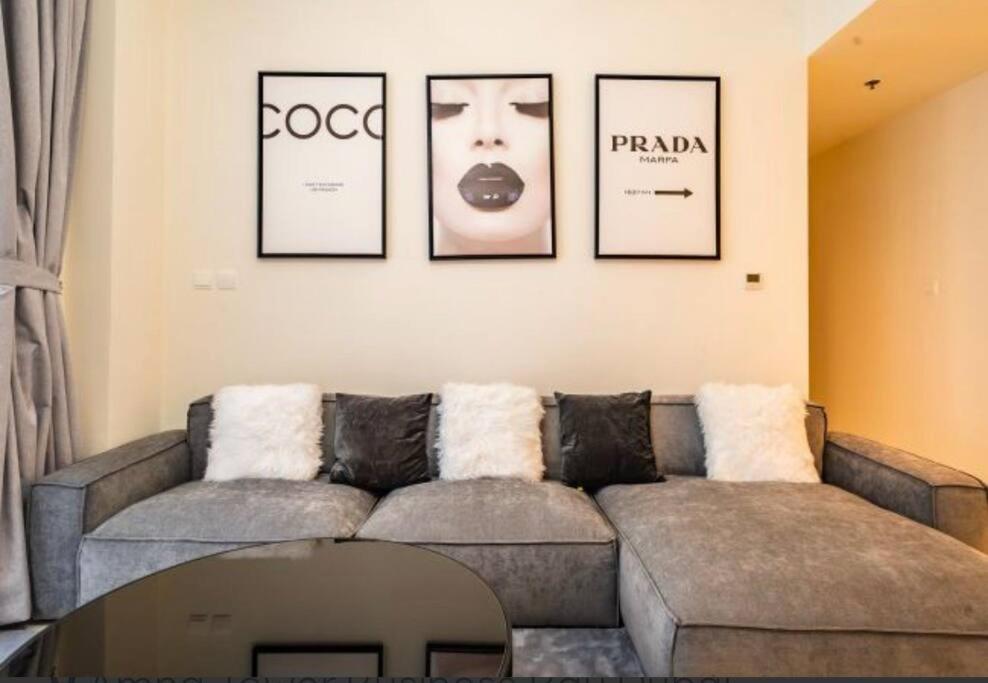 Apartment Amna Tower With A Beautiful View And A Chic Style Dubai