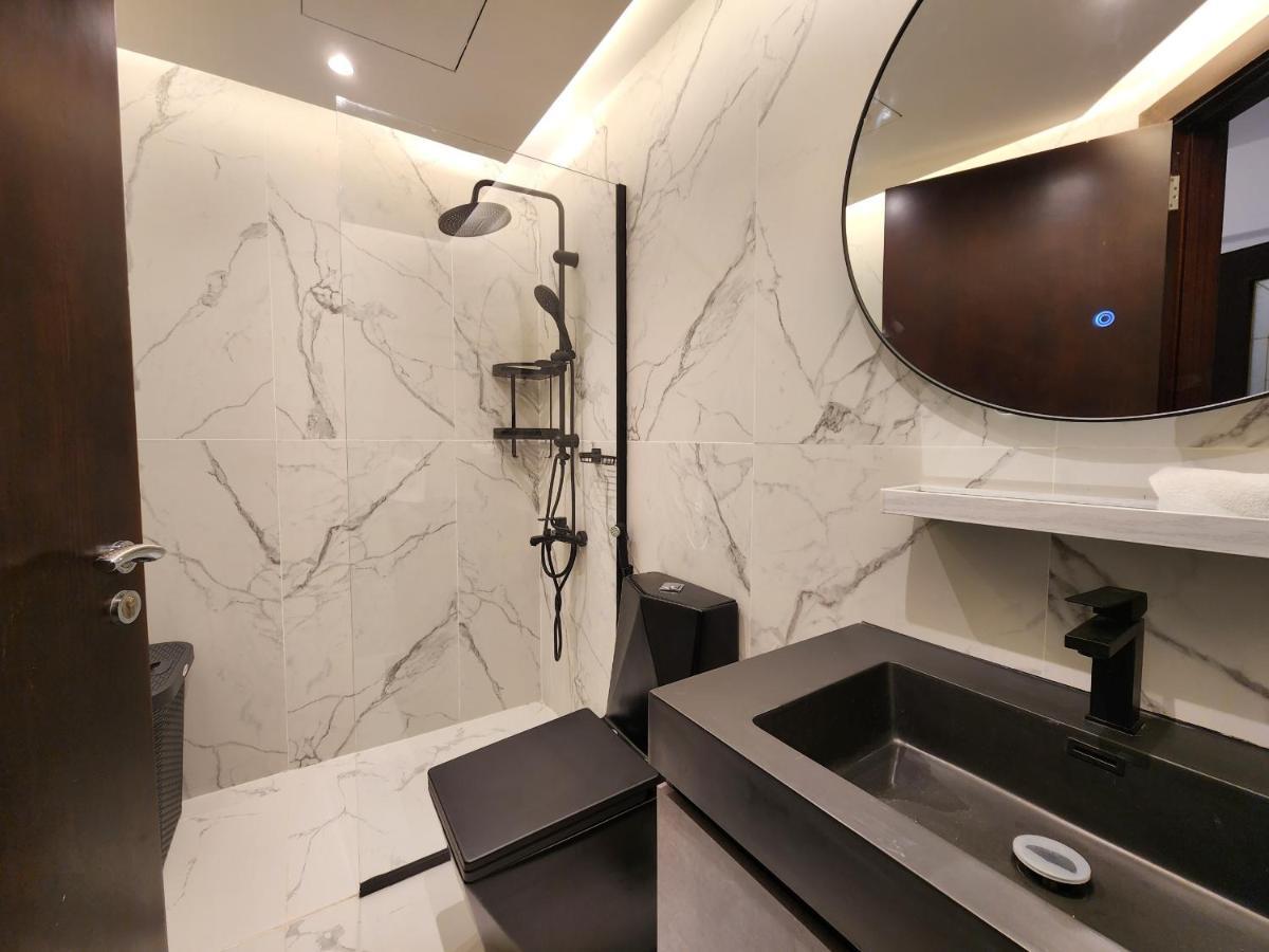 Daire Stunning New With Amazing Views In Jlt *