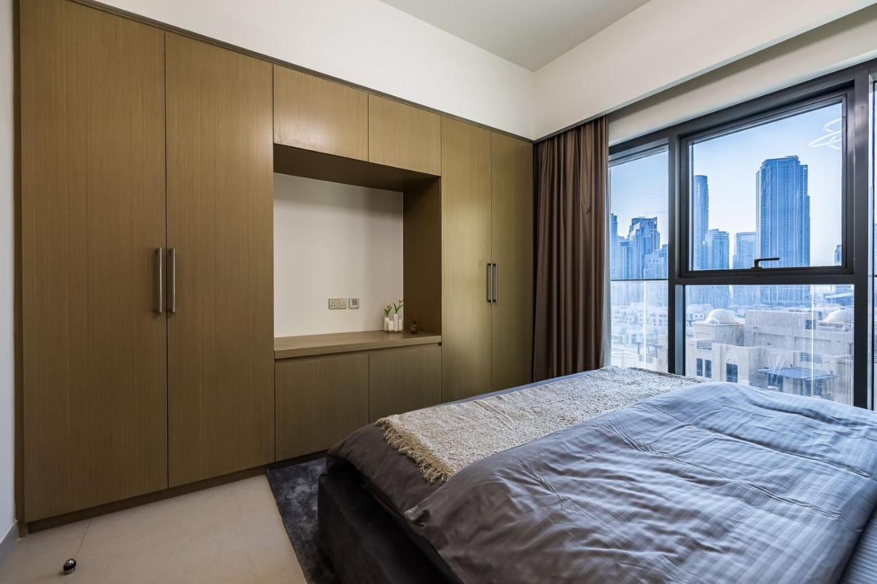 Apartment Downtown, Burj Royale 2 Bdr Full Burj - Khalifa View