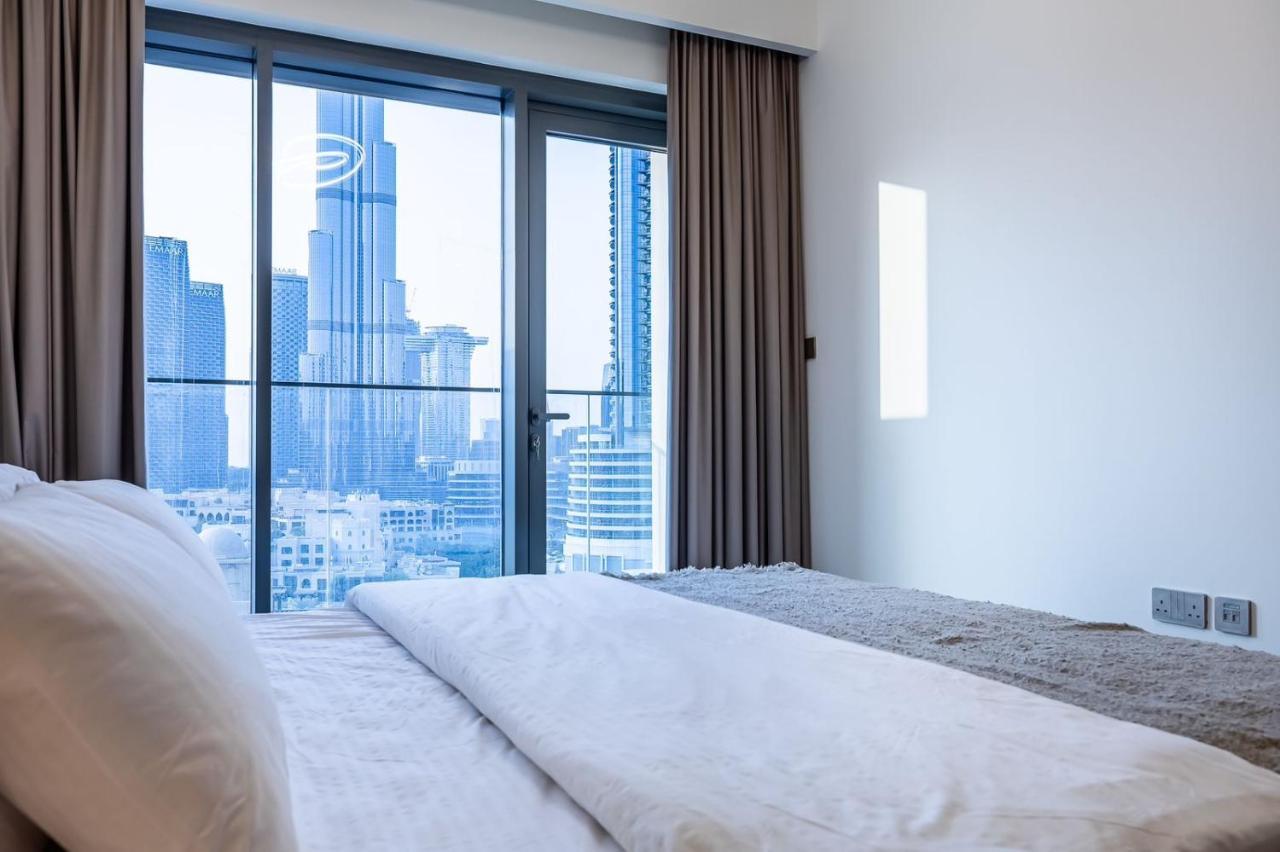 Downtown, Burj Royale 2 Bdr Full Burj - Khalifa View Apartment