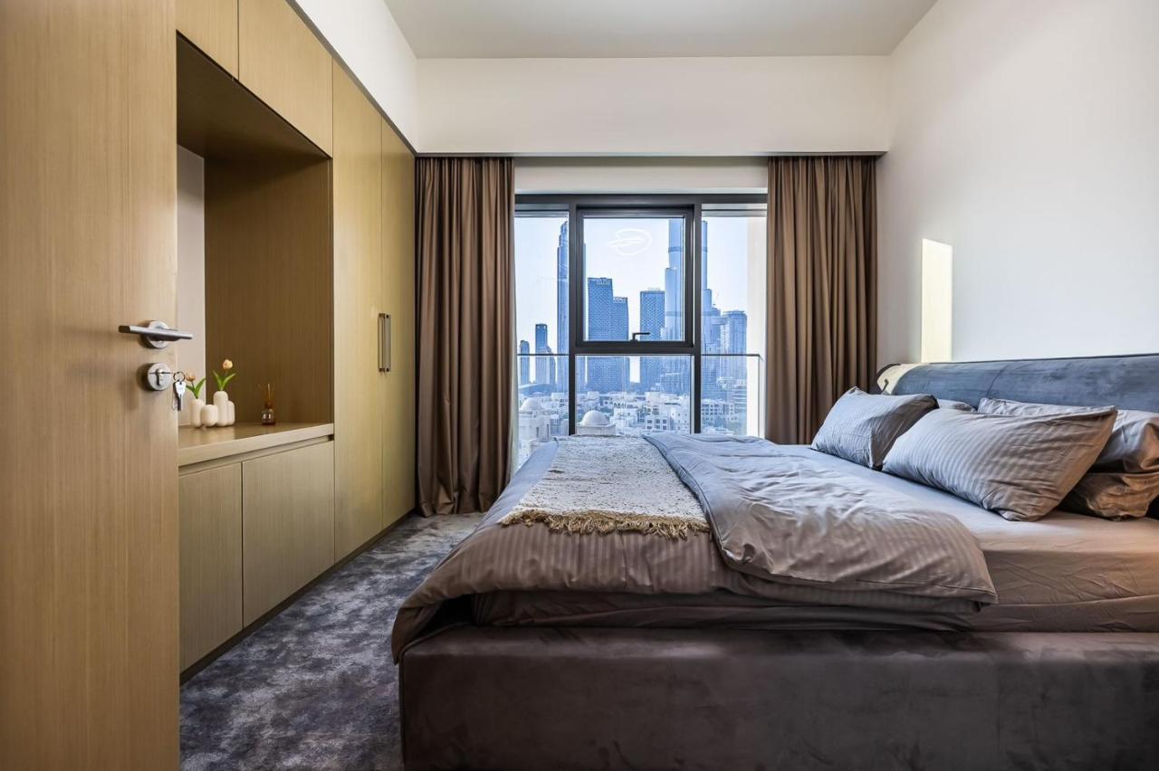 Downtown, Burj Royale 2 Bdr Full Burj - Khalifa View Apartment