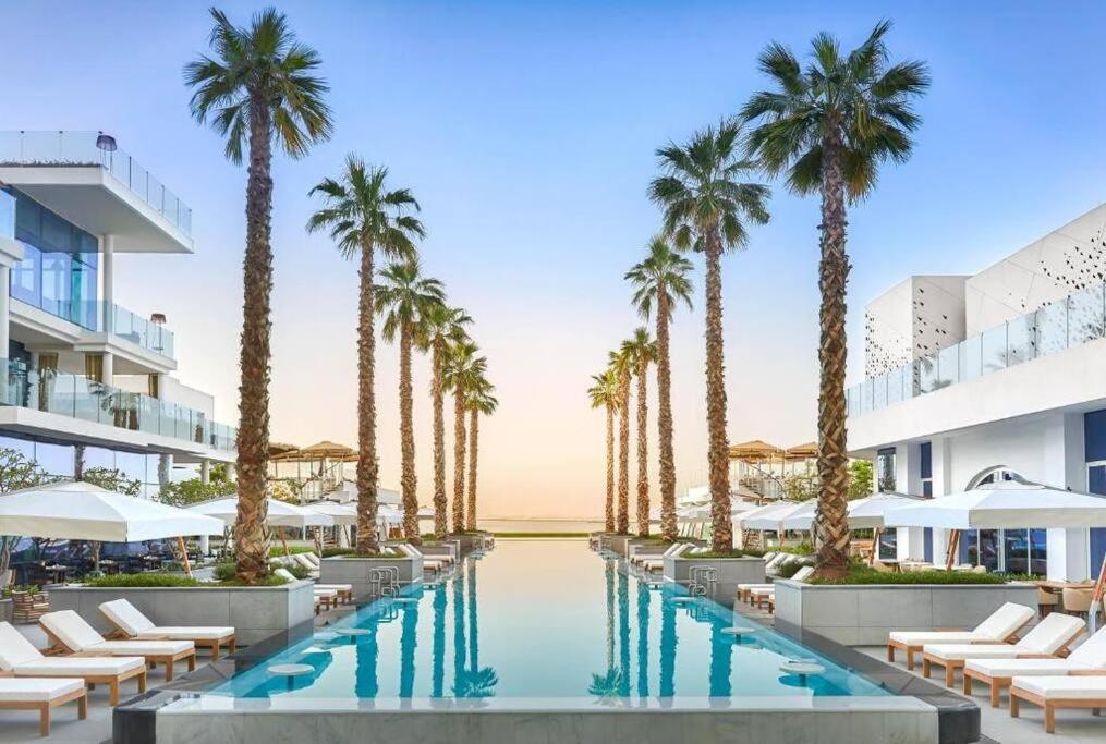 Apartment Luxury 2br Paradise On The Five Palm Jumeirah Dubai