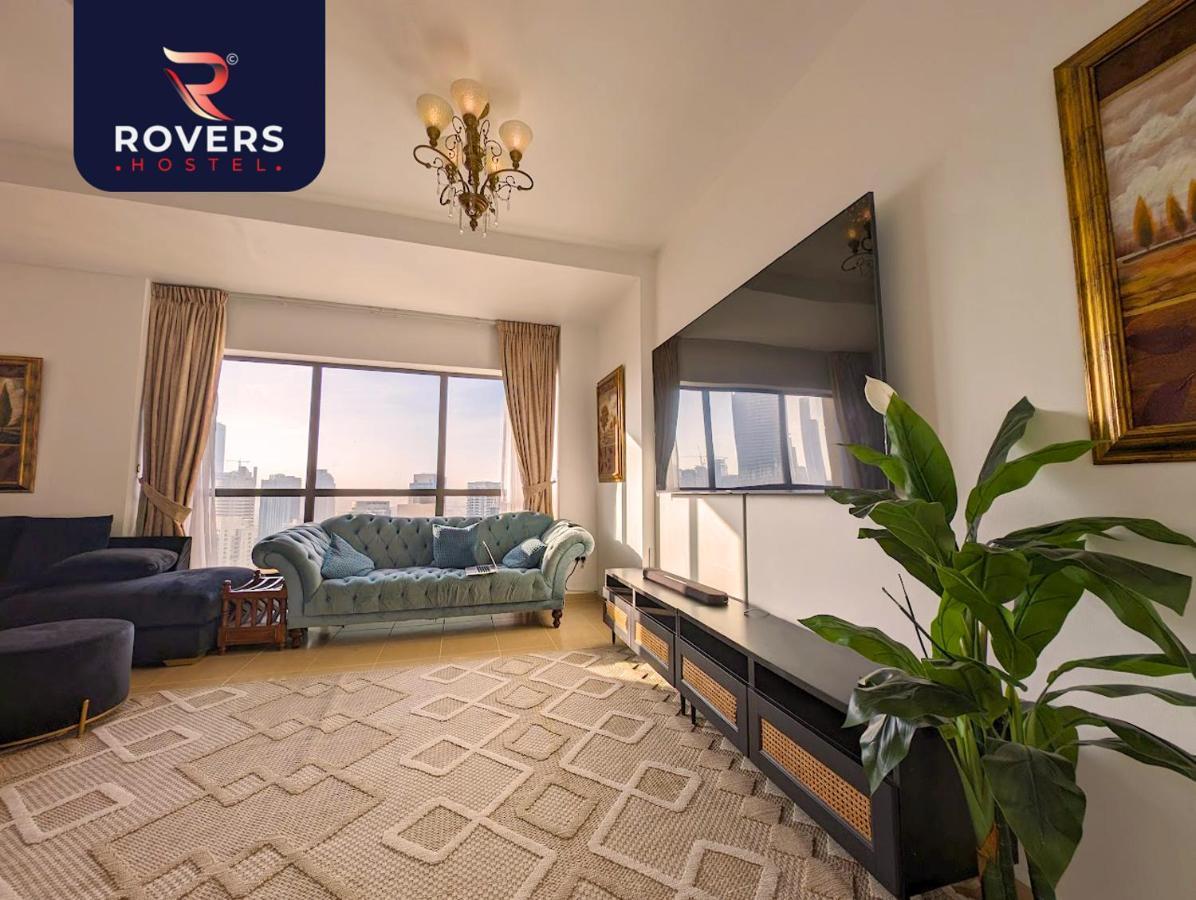 Rovers Beach Jbr Hostel