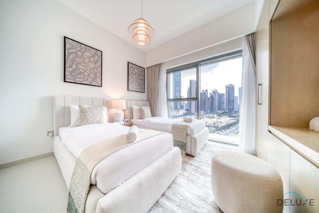 Apartment Stylish 2br With Burj Khalifa View At Burj Royale Downtown By Deluxe Homes Dubai