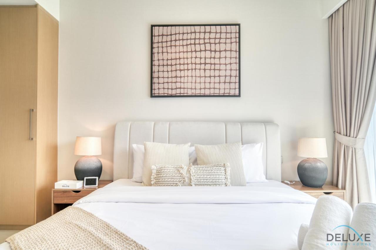 Stylish 2br With Burj Khalifa View At Burj Royale Downtown By Deluxe Homes Apartment Dubai