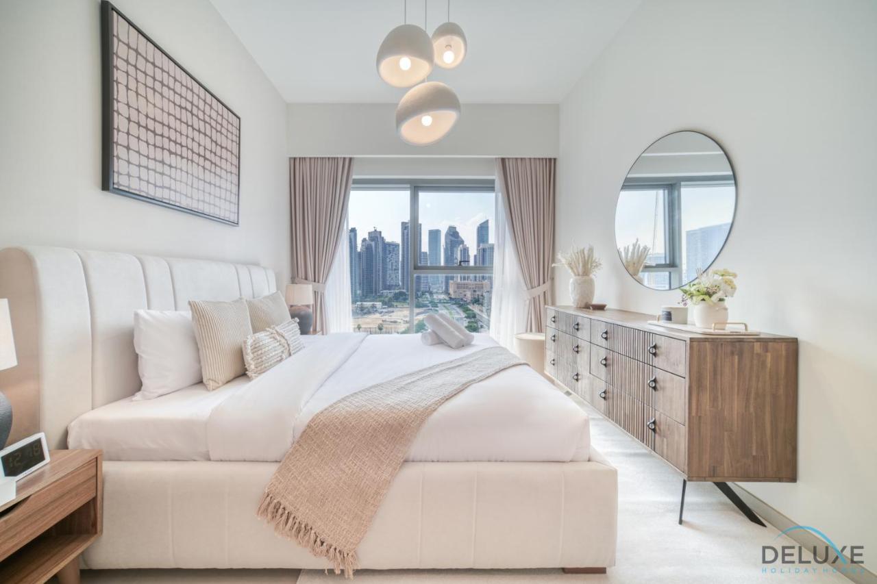 Stylish 2br With Burj Khalifa View At Burj Royale Downtown By Deluxe Homes Apartment Dubai