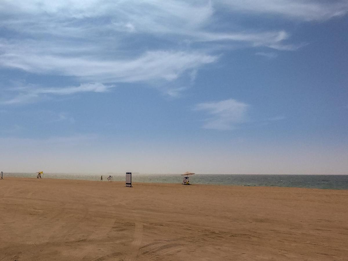Amazing 1 Bedroom In Port De La Near The Sea Dubai