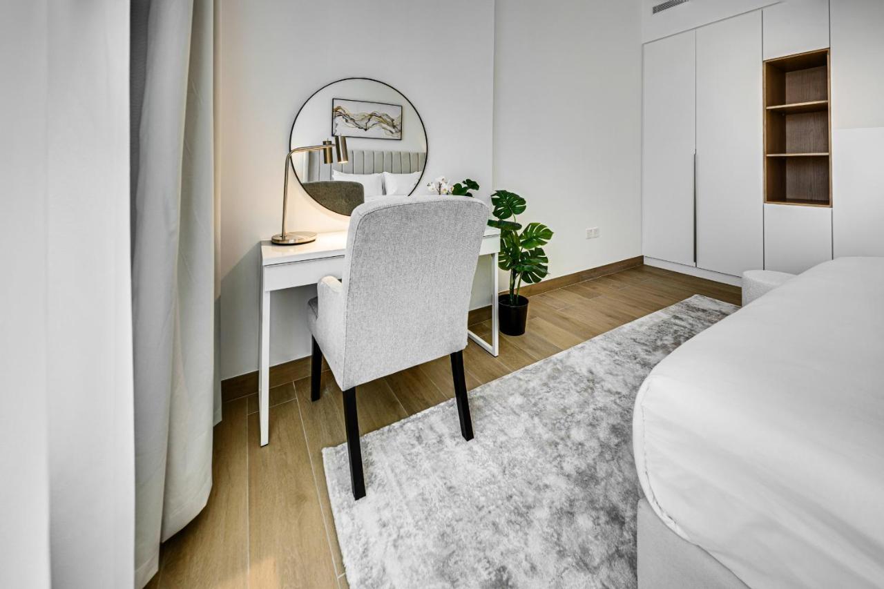 Amazing 1 Bedroom In Port De La Near The Sea *