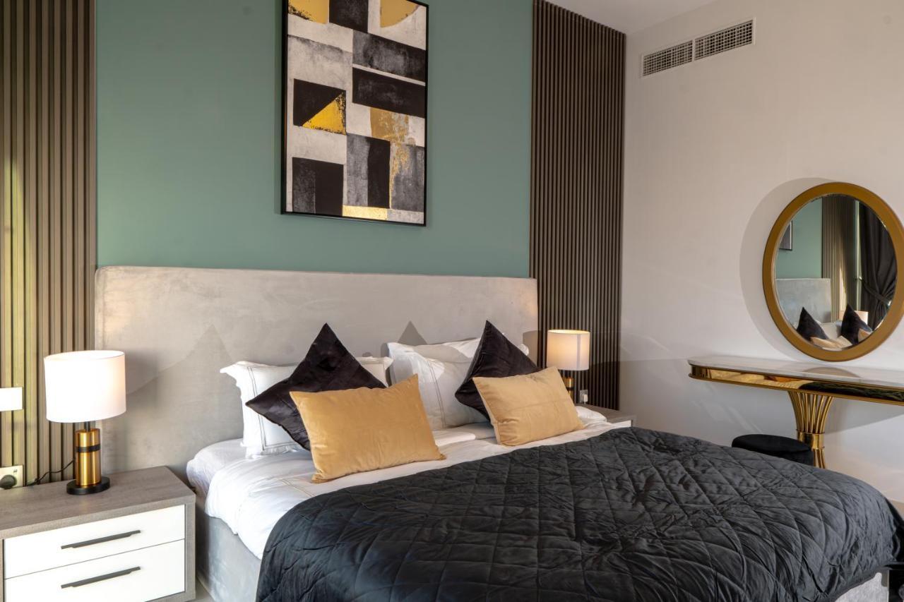 Apartment Your Luxury Beachfront Living