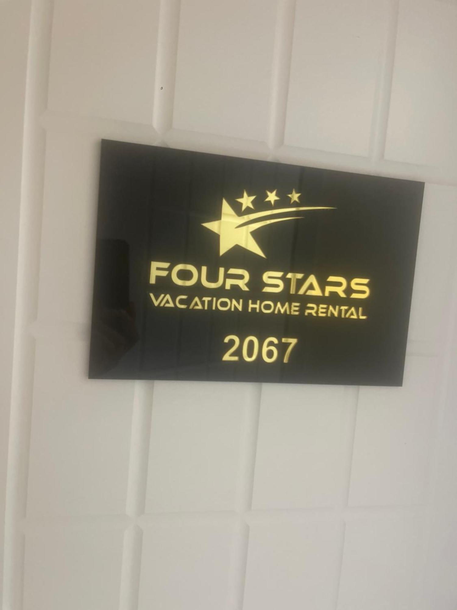 Four Stars Dubai