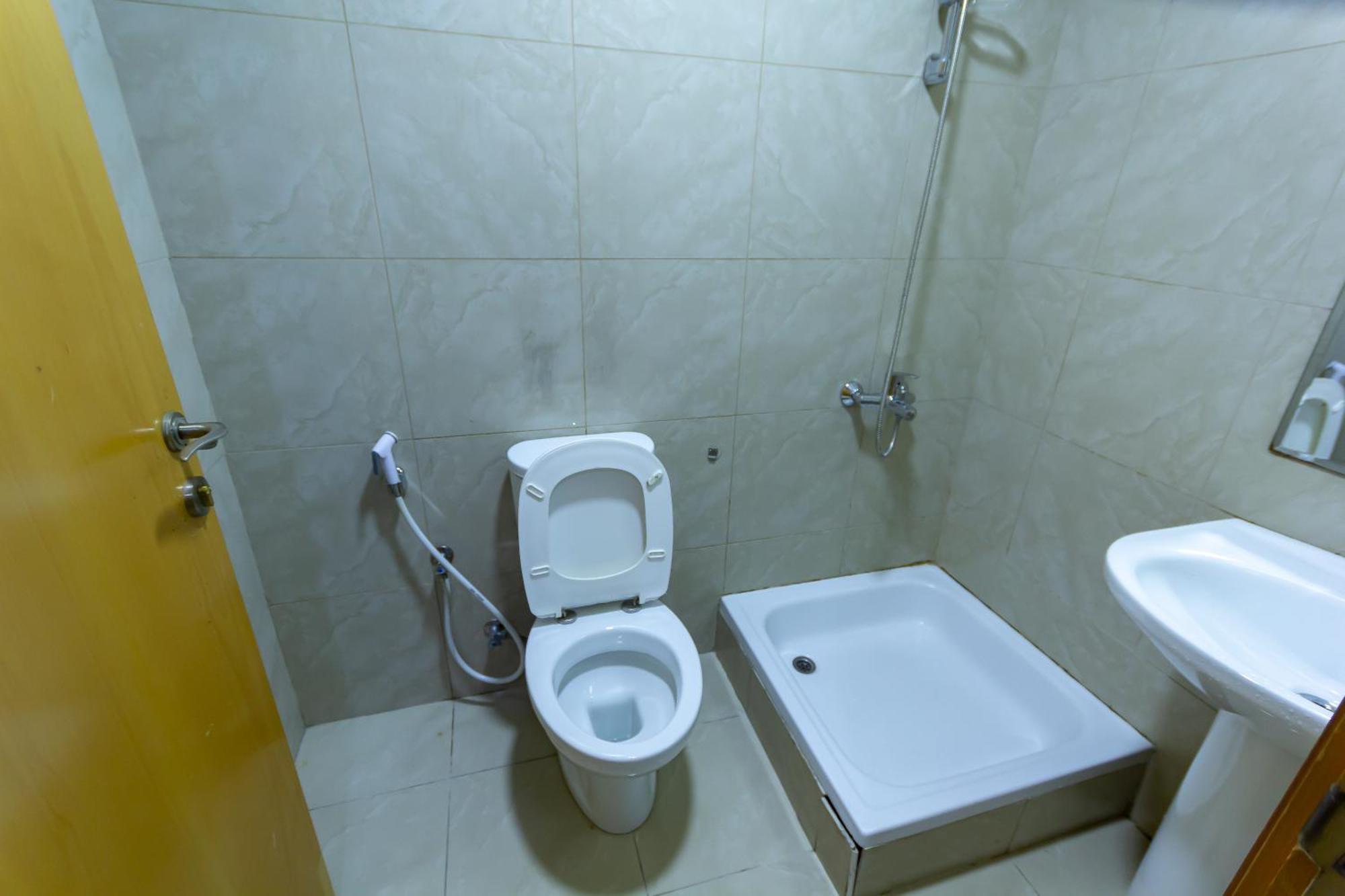 Budget With Private Bathroom For 'girls' Only In Dubai, Marina Apartment