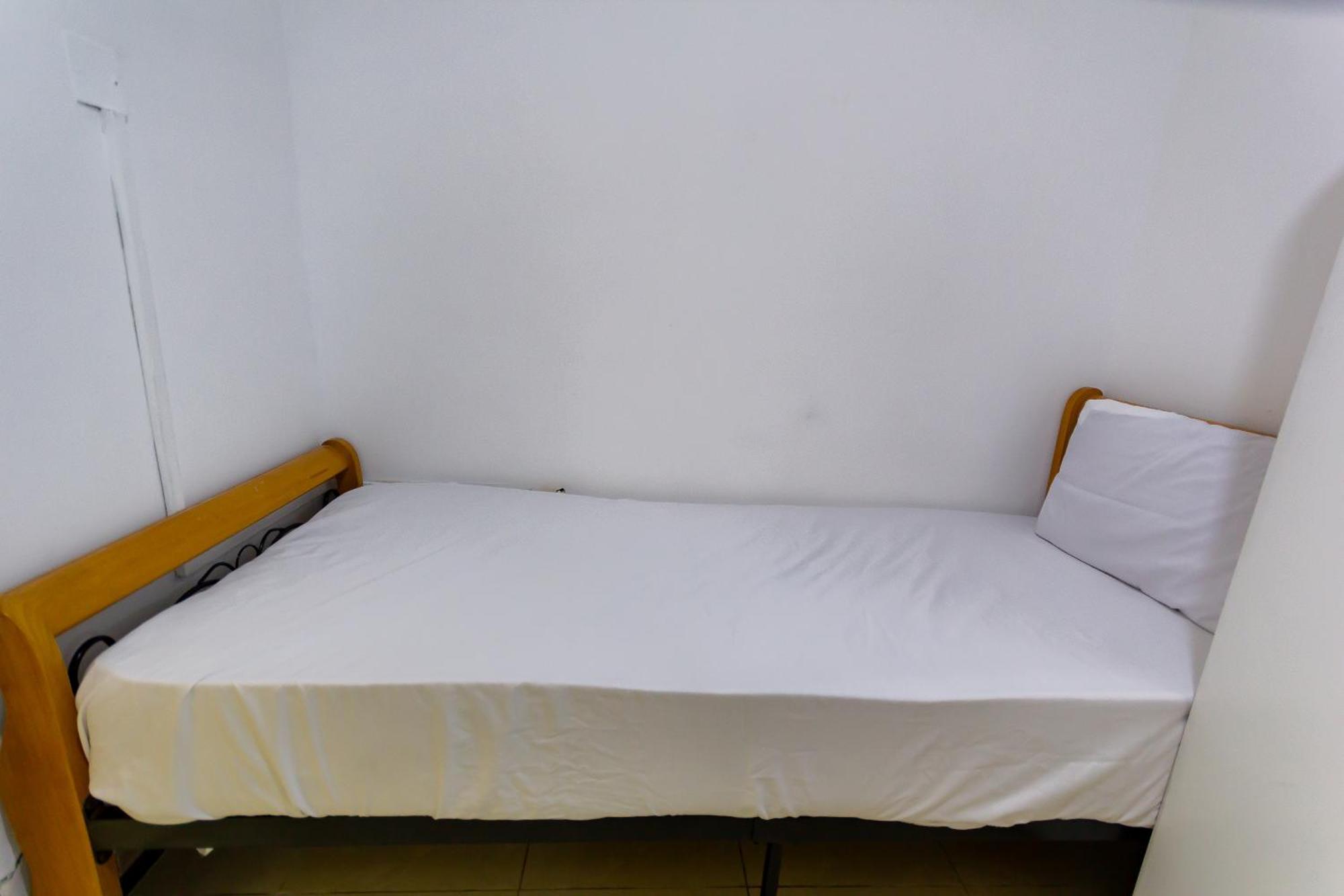 Apartment Budget With Private Bathroom For 'girls' Only In Dubai, Marina
