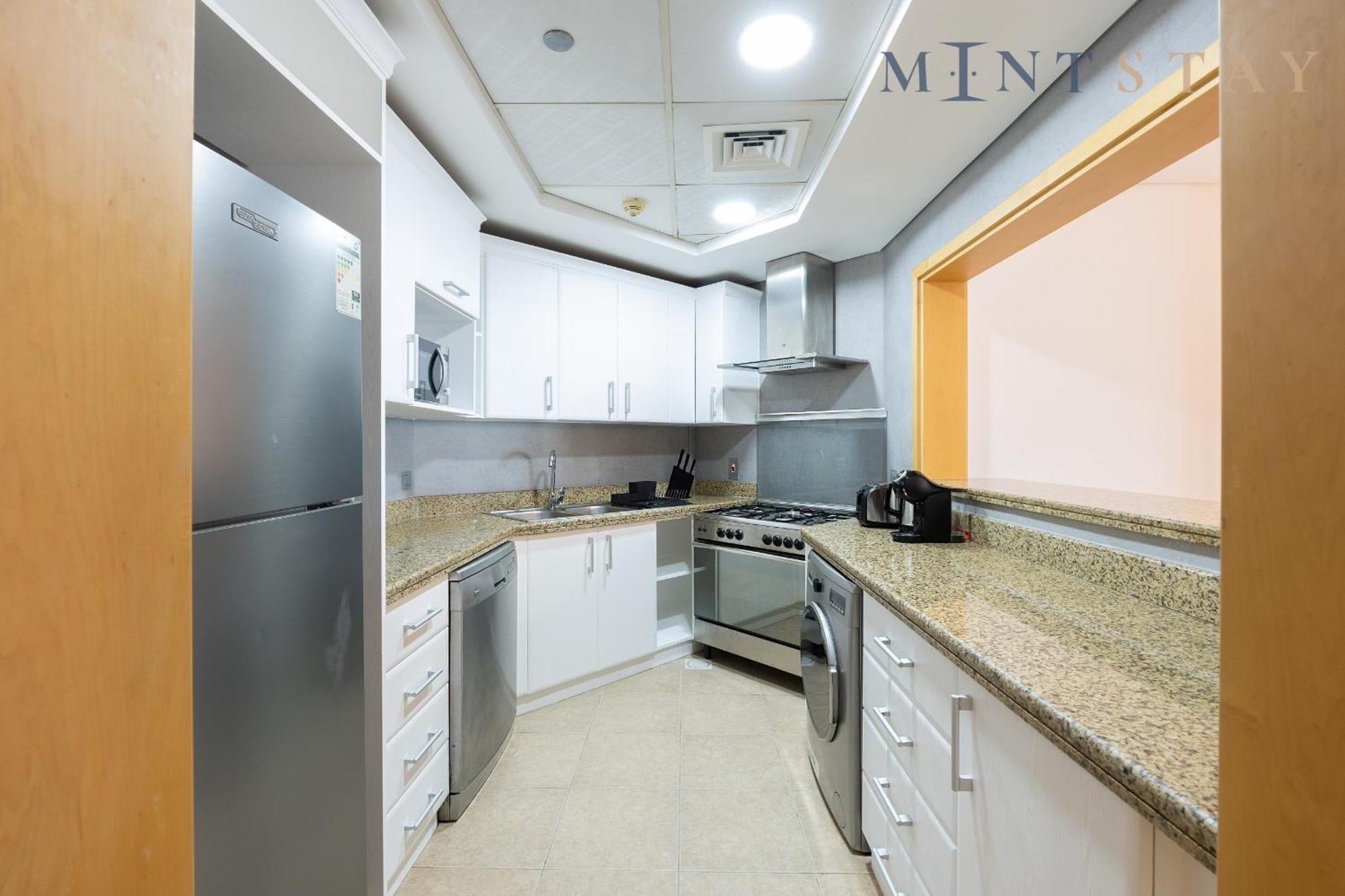 Apartment Shoreline 7, Palm Jumeirah - Mint