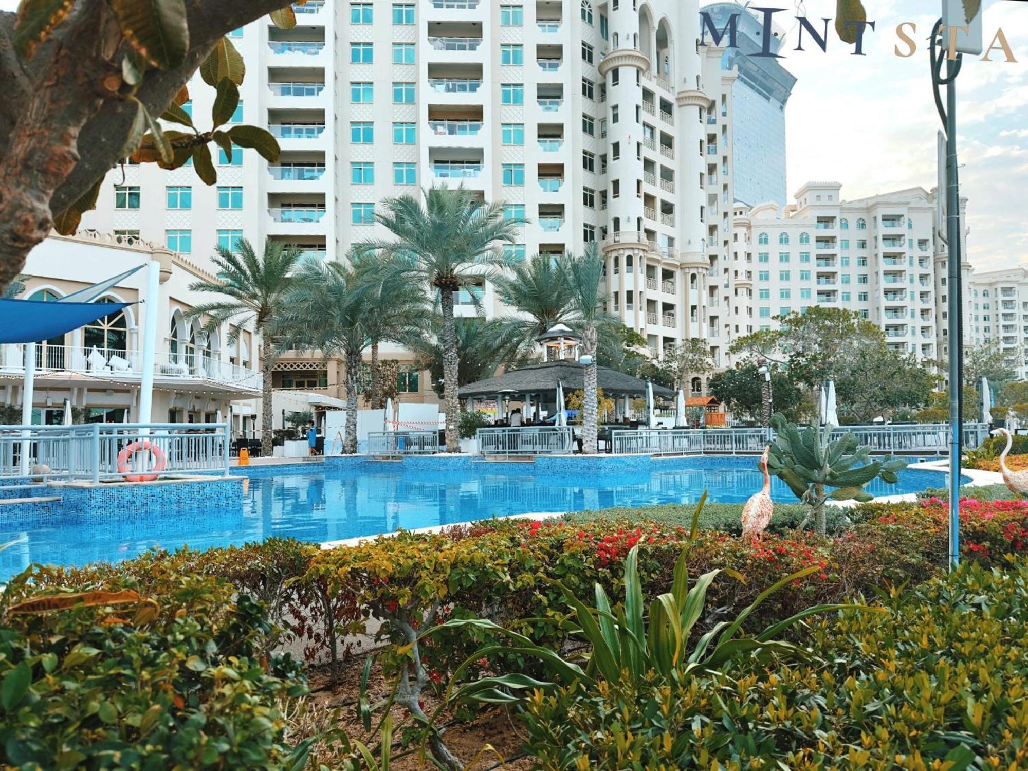 Shoreline 7, Palm Jumeirah - Mint Apartment *
