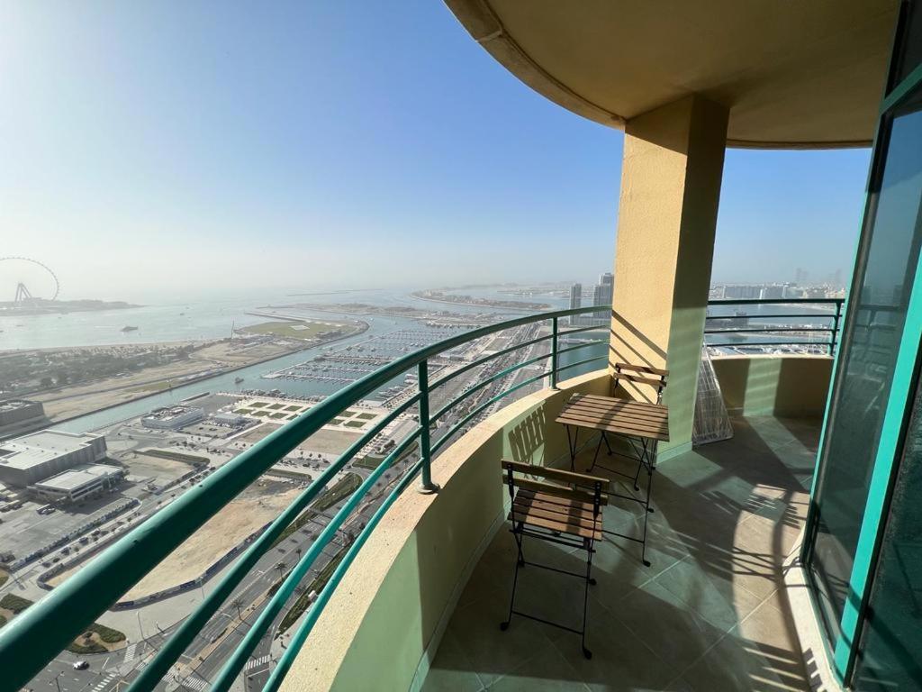 Marina Crown Tower For Girls Privatunterkunft Dubai
