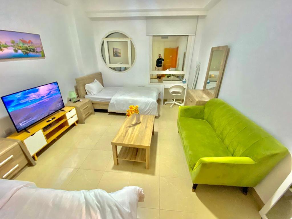 Privatunterkunft Marina Crown Tower For Girls Dubai