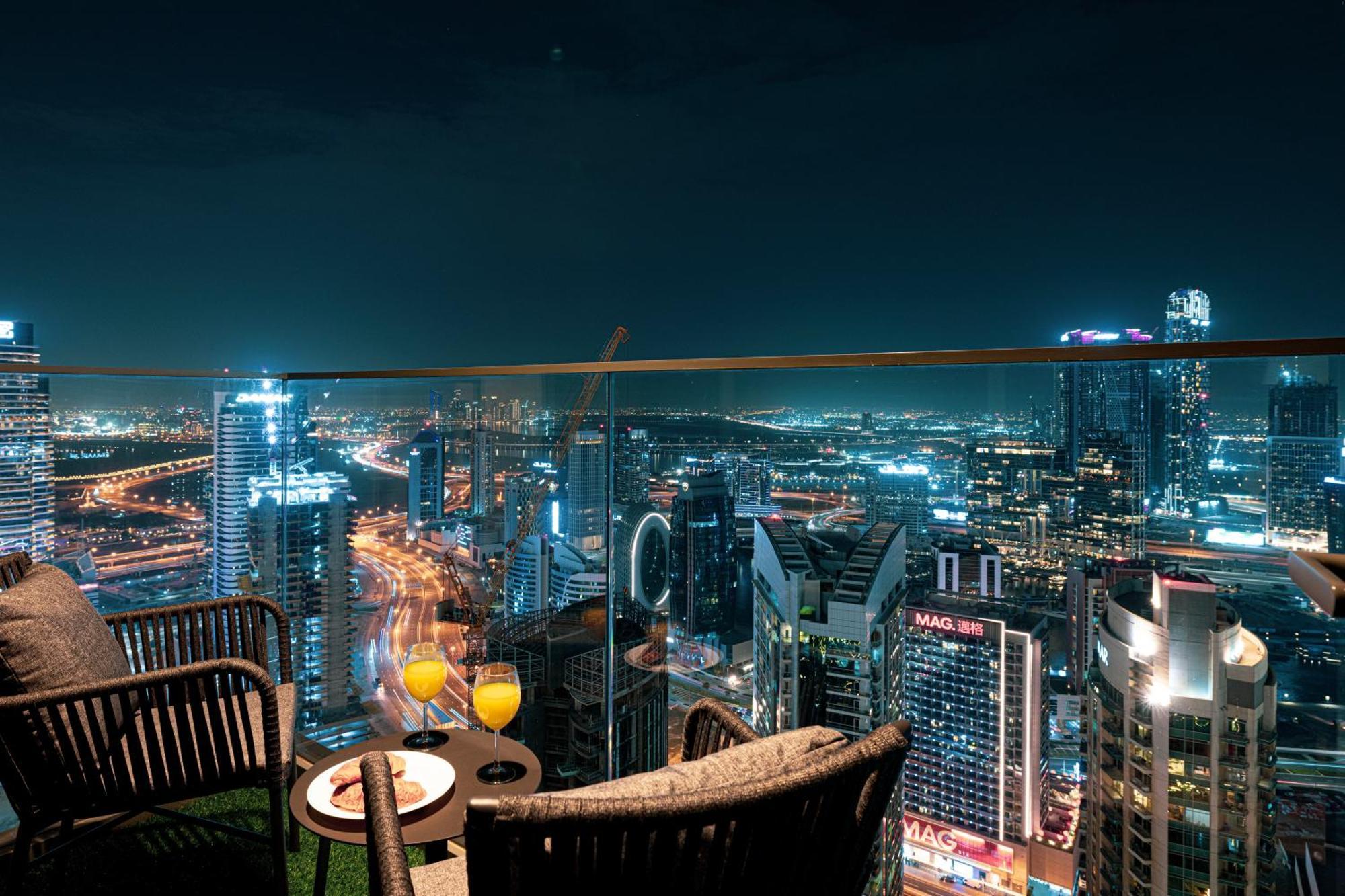 Smartstay At Burj Royale - Full Burj Khalifa View - Brand New Luxury Dubai