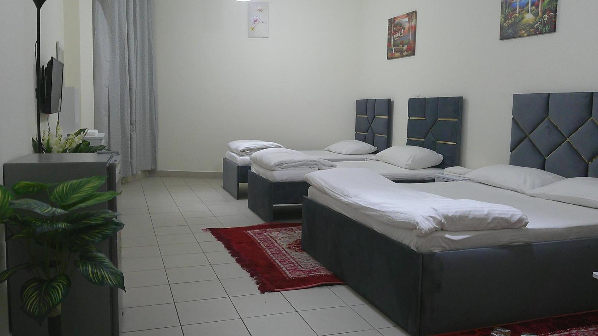 Ruby Star F2 Hostel