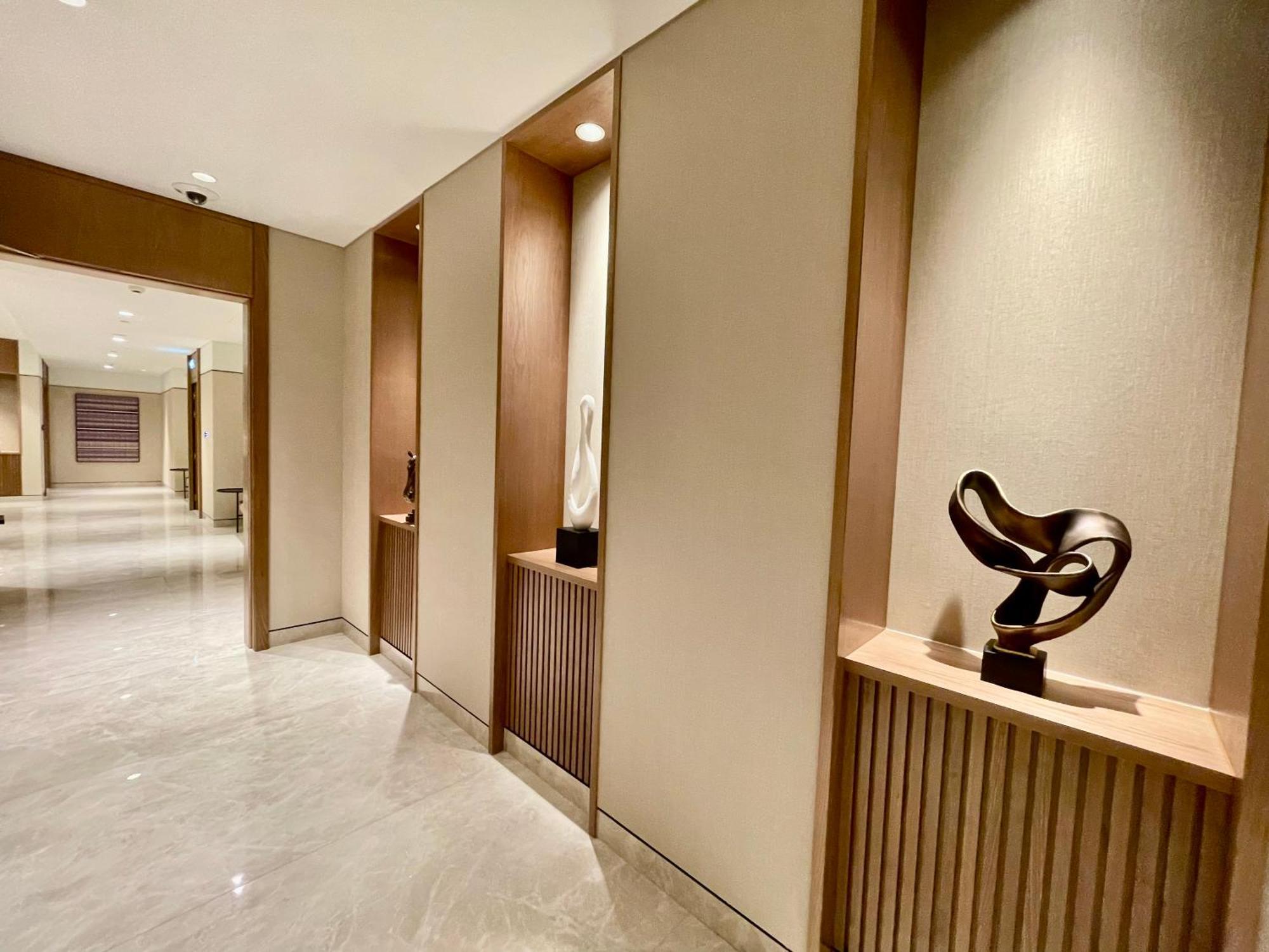 Chic Luxe 2br I High Floor L By Burj Khalifa & Mall I Pool L Gym *