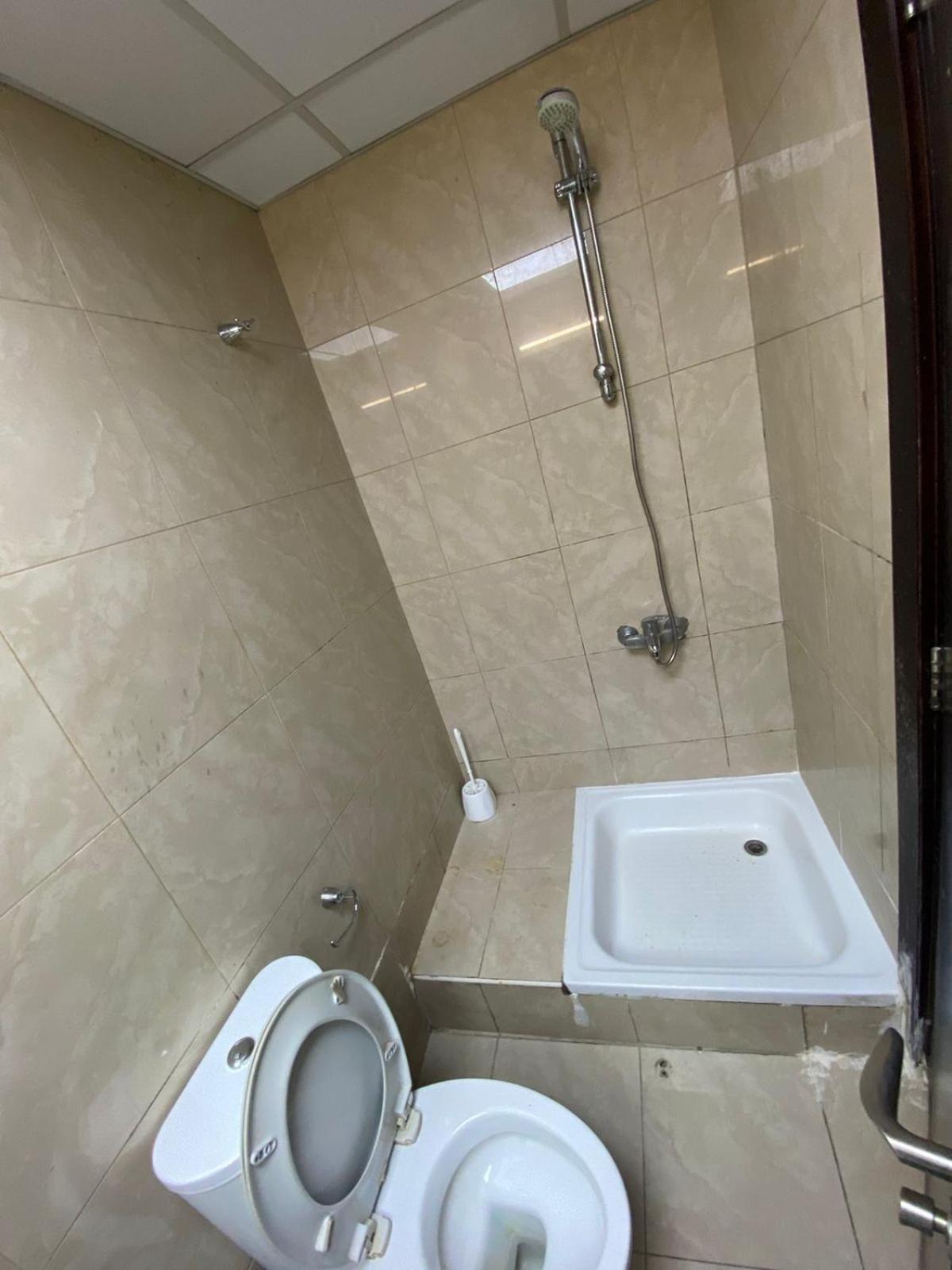 Budget With Private Bathroom For 'girls' Only In Dubai, Marina Apartment *