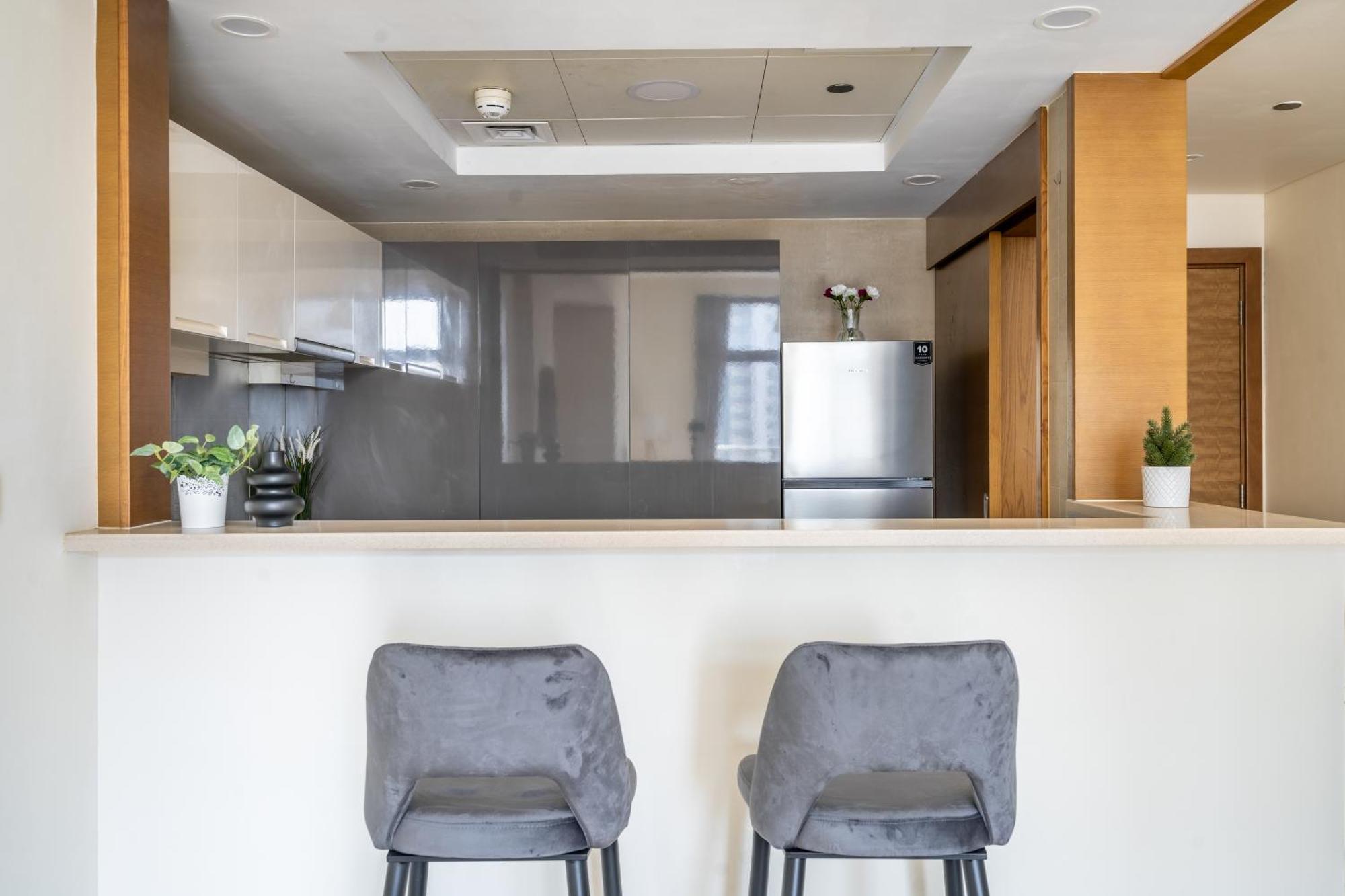 The Burj Khalifa Collection Apartment *