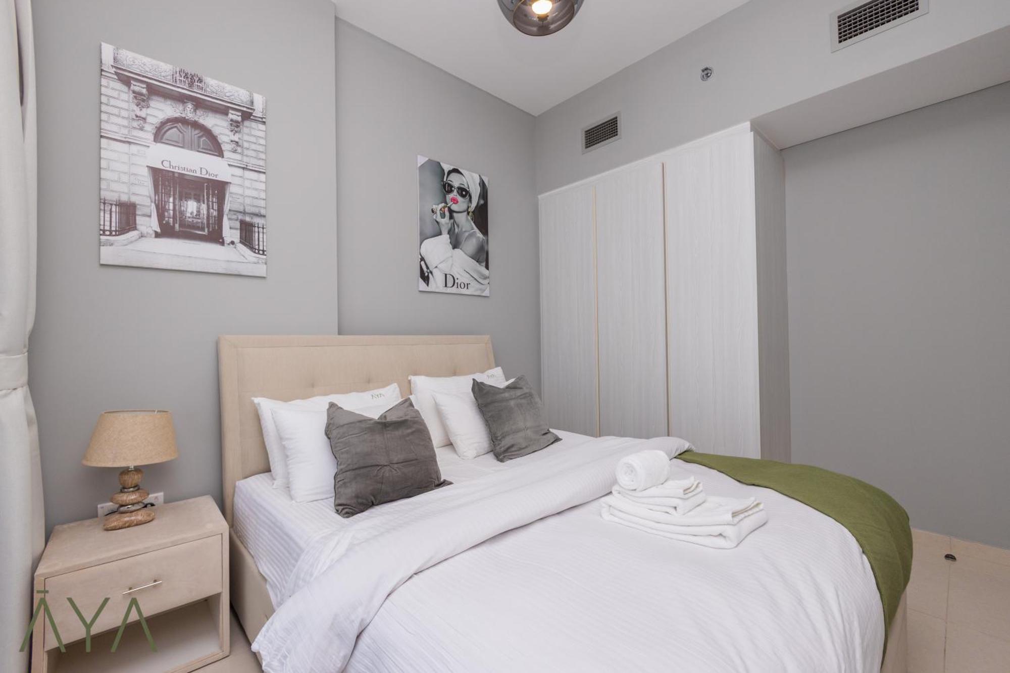 Aya Boutique - Aqua Canal One-bedroom Retreat At Zada Tower Apartment