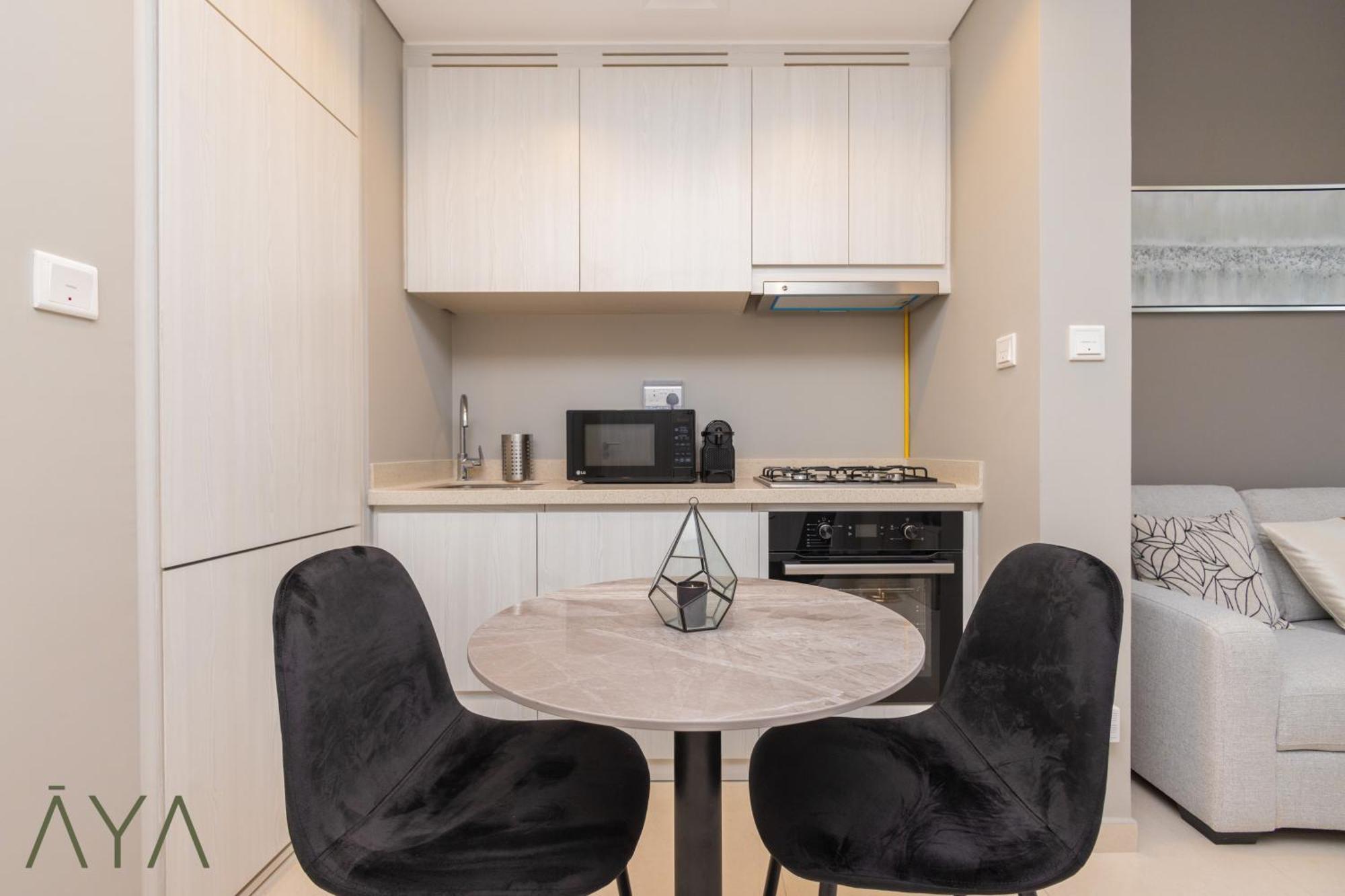 Apartment Aya Boutique - Aqua Canal One-bedroom Retreat At Zada Tower
