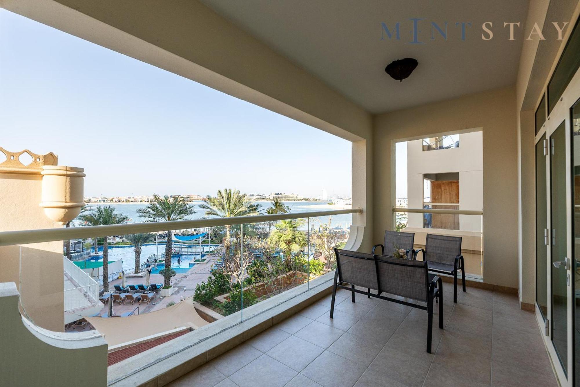 Shoreline 7, Palm Jumeirah - Mint Apartment Dubai
