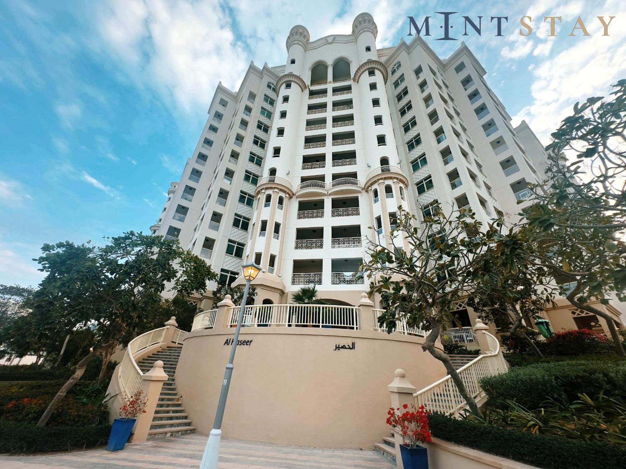 Shoreline 7, Palm Jumeirah - Mint