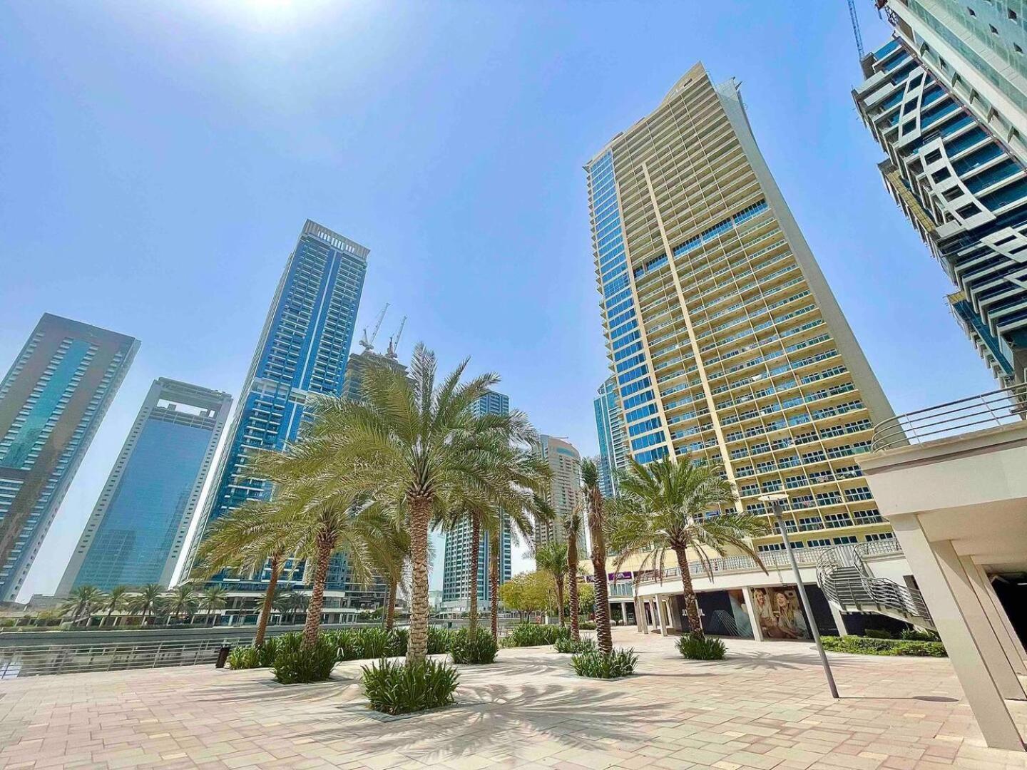 Apartment Spacious Jlt High Floor 1bed Wstunning Views